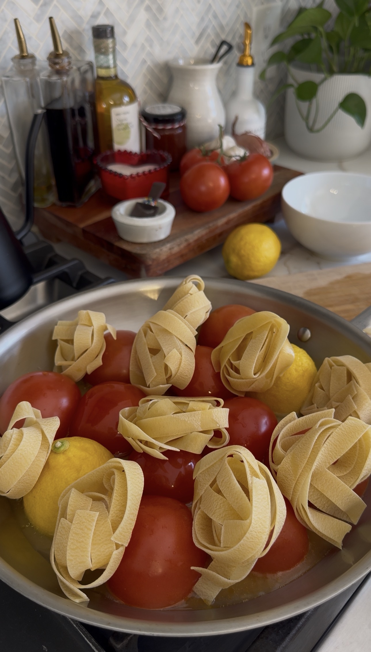 One Pan Lemon Tomato Tagliatelle
