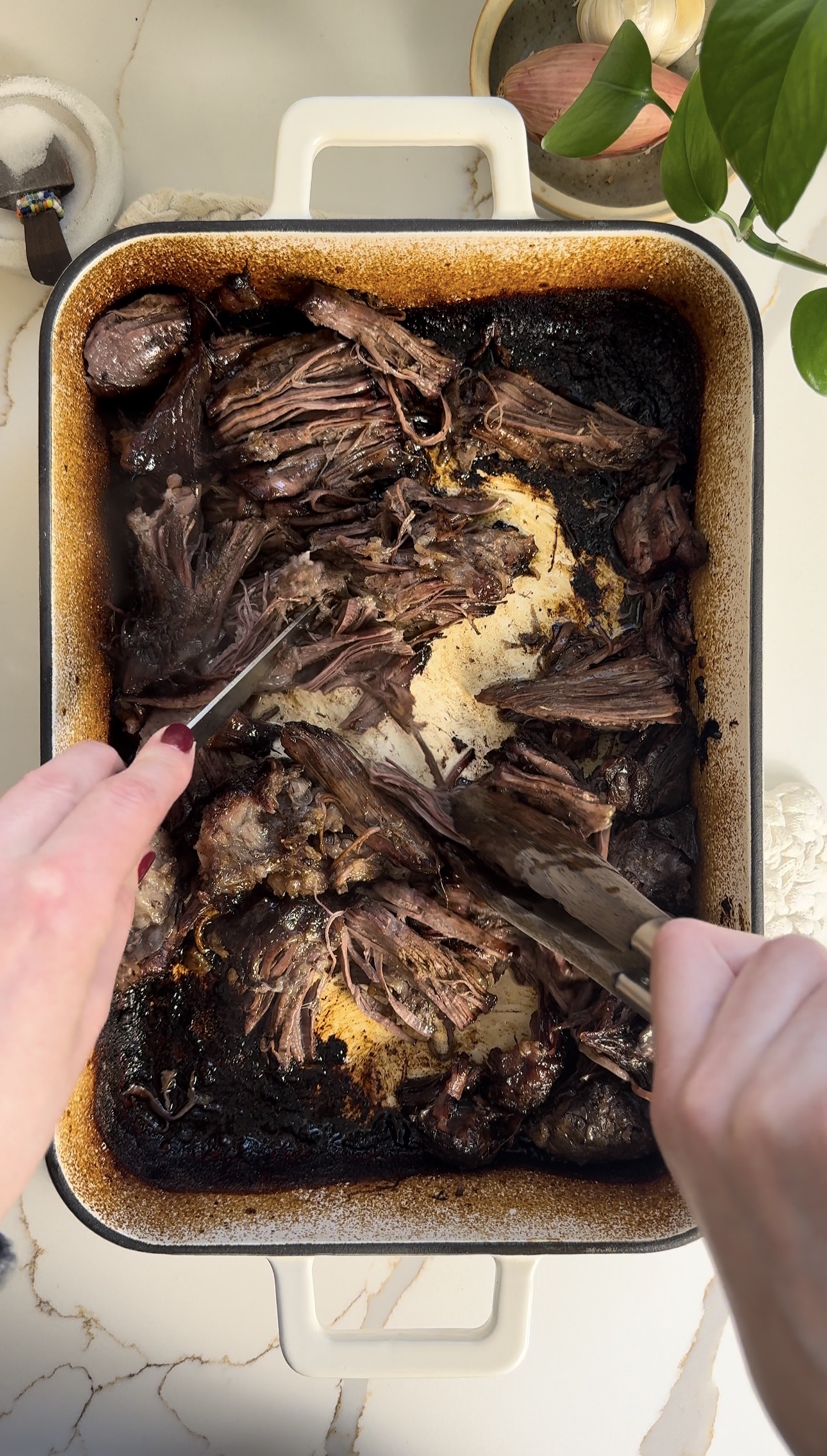 Wine Braised Garlic Chuck Roast