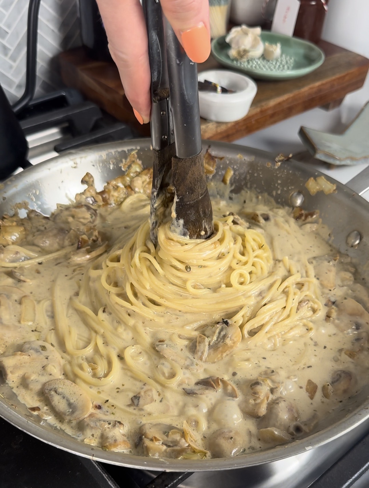 Creamy Mushroom Spaghetti